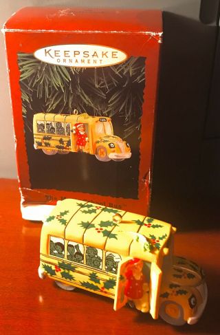 Hallmark Keepsake Ornament Scholastic 