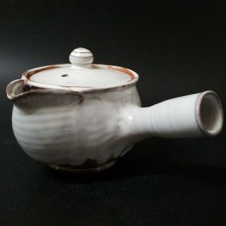芸10) Japanese Pottery Hagi Ware White Glaze Pot By Yuuka Matsuo