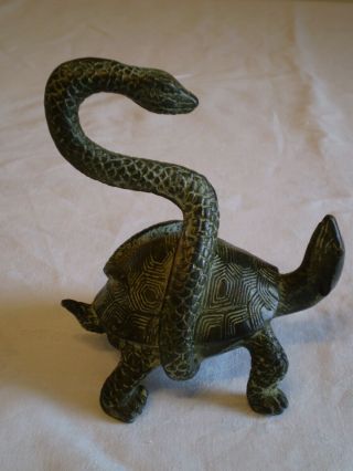CHINESE BRONZE FIGURE OF A SNAKE CURLING ROUND A TURTLE 2
