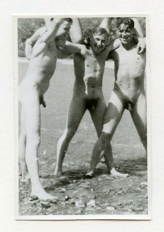 25 Vintage Photo Nude Soldiers Frat Buddies Muscle Men Male Snapshot Gay