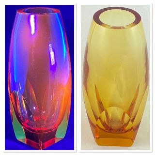 Rare Vintage Manganese Cadmium? Uranium Murano? Art Glass Vase Retro