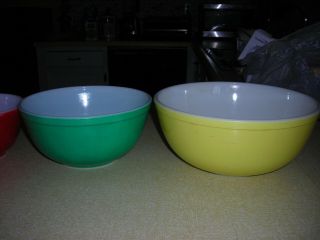 Set of 4 Vintage Pyrex Nesting Mixing Bowls 401 402 403 404 Primary Colors 2