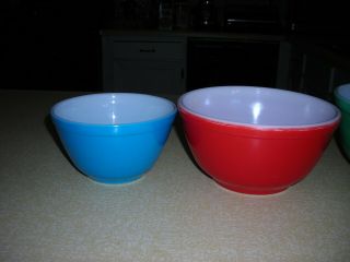 Set of 4 Vintage Pyrex Nesting Mixing Bowls 401 402 403 404 Primary Colors 3