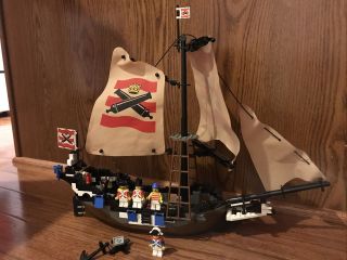 Lego Imperial Flagship 6271 Vintage Pirate Ship Missing One Mini Figure 99 Comp