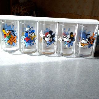 Walt Disney Characters Glass Set 18 Box
