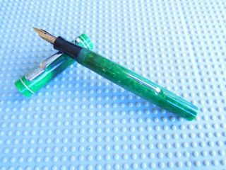Vintage Jade Green Blackbird Fountain Pen