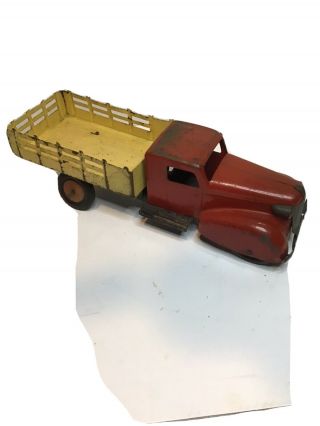 Vintage 1930s Wyandotte Toy Truck