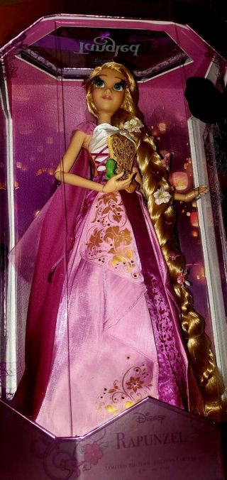 Rapunzel Limited Edition 17 " Doll Tangled 10th Anniversary Disney Store In Hand