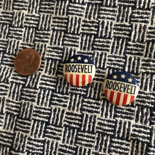 2 Vintage Fdr Franklin Roosevelt Pin Pinback Button