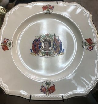 Coronation Of Queen Elizabeth Plate 1953 Souvenir Collectors Item The Crown