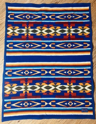 Vtg Pendleton Beaver State Baby Blanket Small Robes Shawls 44x33 Aztec Southwest