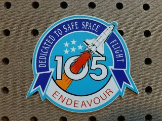 1991 Space Shuttle Endeavour Ov - 105 Sticker 3 7/8 " By 3 5/16 ".  Old Stock