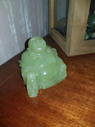 Green jade Buddha figure 6.  5 cm 2