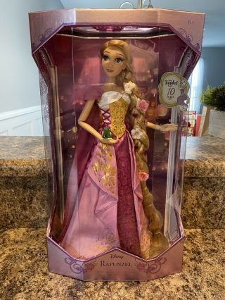 Rapunzel Limited Edition 17 " Doll Tangled 10th Anniversary Disney Store In Hand