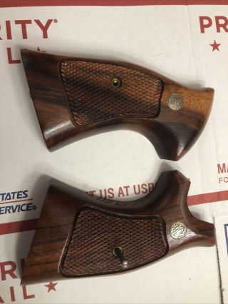 Vintage Smith & Wesson Factory Target Wood Grips K / L Frame Square Butt