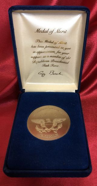 Medal Of Merit George Bush Republican Presidential Task Force Box