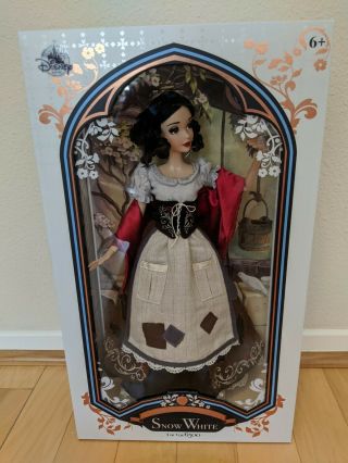 Disney Store Snow White Limited Edition Doll Wishing Well
