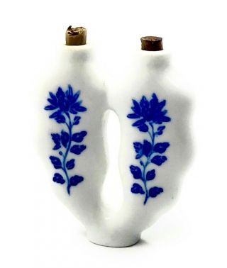Unique Style Chinese Ceramic Blue & White Snuff Bottle With Spoon Usa Seller