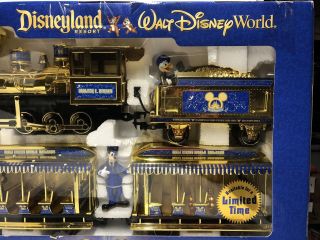 Walt Disney Railroad Train Set - 50 Years Golden Edition - Open Box 3