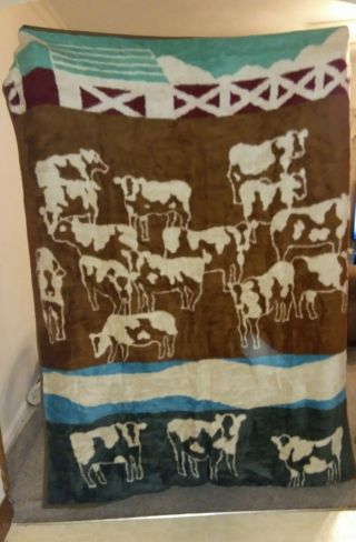 Vintage Vuteks Crown Craft Acrylic Highpile Throw Blanket Heard Of Cows 60 × 80