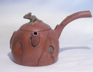 Chinese Yixing Pottery Gargoyle Tree Trunk Teapot 2001 Signed Zhi Wei