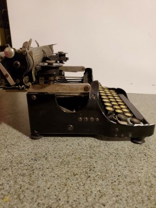 VINTAGE 1917 CORONA No.  3 Folding Typewriter in case, 3
