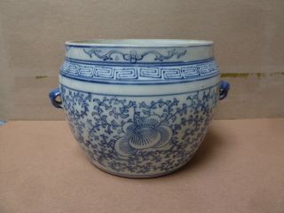 Antique Chinese Blue and White Porcelain Jar with Vines Flowers,  8”wide 6”high 3