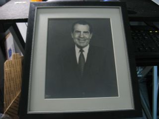 Vintage Republican U.  S President Richard Nixon 8x10 Framed Photo