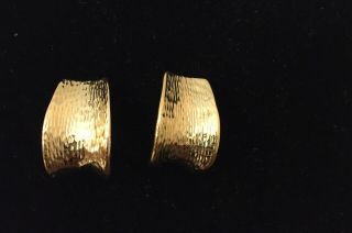Vintage 14k Yellow Gold Textured Cuff Earring/perfect