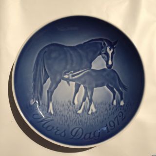 1972 Mare And Foal Porcelain Plate Copenhagen Denmark Horse Mother 