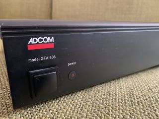 Adcom Gfa - 535 Stereo Power Amplifier Vintage Solid State