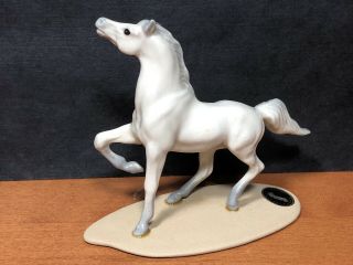 Hagen Renaker Ceramic Miniature White Arabian Horse Figurine On Base 2049