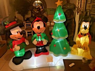 Lightshow Mickey Minnie Pluto Musical Airblown Inflatable Gemmy Disney Christmas