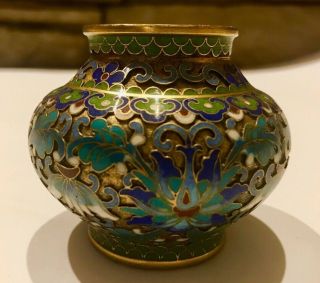 Vintage Chinese 3d Cloisonne Vase With Blue & White Flowers 2 1/4 " Tall Handmade