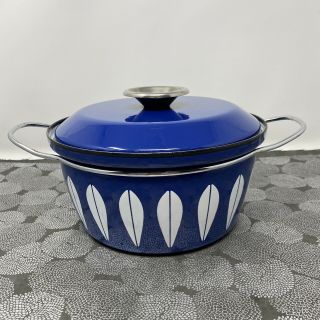 Vintage Cathrineholm Norway Dark Blue & White Lotus Enamelware 8.  5 " Pot With Lid