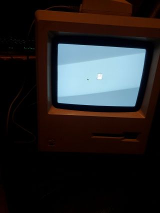 1984 APPLE MAC MACINTOSH 512 K COMPUTER PC VINTAGE with keyboard and mouse 2