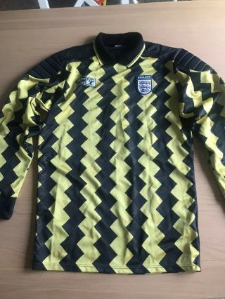 England Vintage 1988 Goalkeeper Umbro Football Shirt Men’s Med/small
