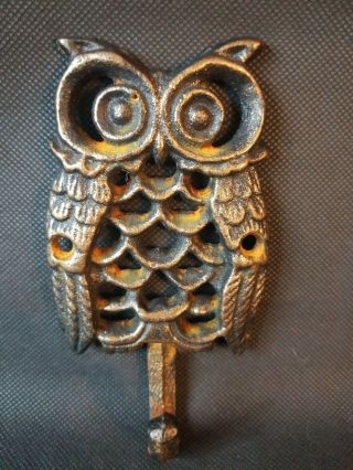 Vintage Style Cast Iron Metal Owl Hook Patina Rusty Very Durable 6×3