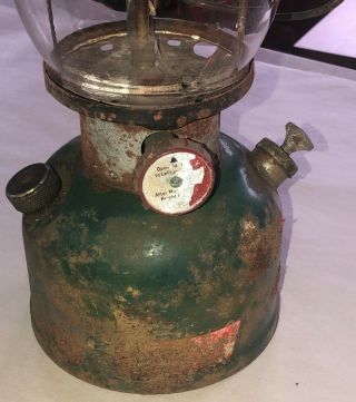 Vintage 1951 COLEMAN Christmas Lantern 12/51 Clear Glass Globe Green Red 2