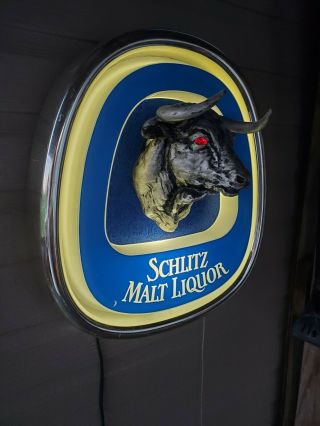 Vintage Schlitz Malt Liquor Beer Sign 3D Bull With Red Eyes - 1980 2