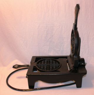 Vintage Malted Waffle Maker FS CARBON Rugged 1 Cast Iron Commercial Heavy - Duty 2