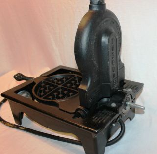 Vintage Malted Waffle Maker FS CARBON Rugged 1 Cast Iron Commercial Heavy - Duty 3