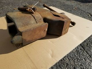 VINTAGE COLE TOOL MFG VISE WITH ANVIL LARGE BLACKSMITH CHICAGO USA TOOL 3