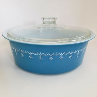 Pyrex Big Bertha Casserole Baking Dish & Lid 664 Blue Snowflake Garland Vintage