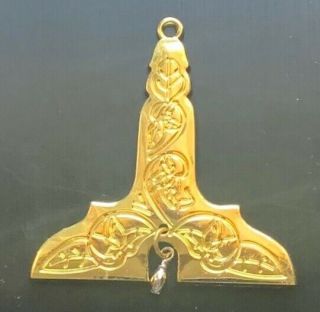 Masonic Senior Warden Collar Jewel In Gold Color