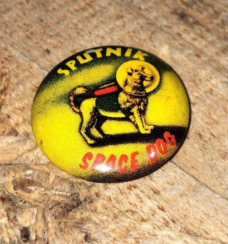 Vintage Sputnik Dog - Space Sci Fi Pinback Button Pin Green Duck Chicago Usa