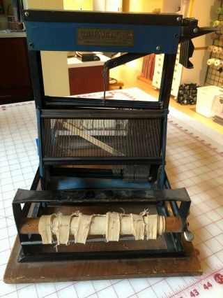 Vintage Structo Artcraft Loom Metal Tabletop Weaving Loom