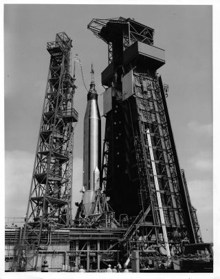 1963 Nasa Mercury Atlas 9 Spacecraft Rocket Pad 14 Gantry 10x8 Photo Fl