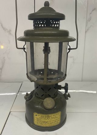 Vintage 1956 Coleman U.  S.  Military Single Mantle Lantern 2