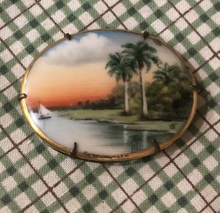 Olive Commons - Small Vtg Hand Painted Porcelain Tropical Florida Pin Brooch